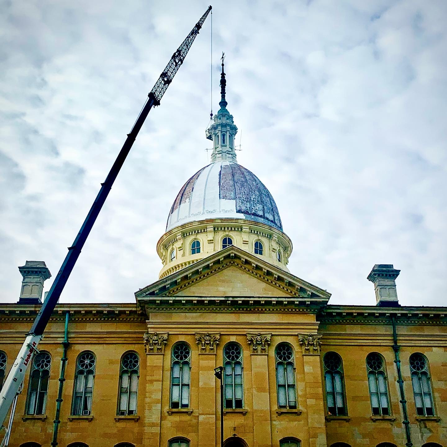 Macoupin County Courthouse Receives Rebuild IL Money For Repairs - Vimarsana News