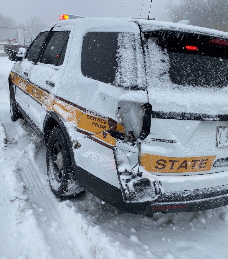 ISP Respond to Over 2,000 Calls For Service; 5 Squad Cars Struck During Thursday's Winter Storm – WLDS - Vimarsana News