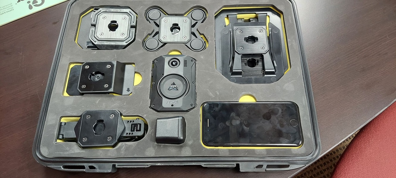 South Jacksonville PD Looking At Replacing Body Cams, Tasers - Vimarsana News