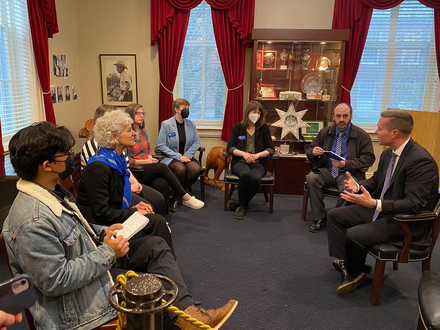 Davis Visits IC, Touts School Nursing & Teacher Programs, Student Loan Repayment Bill - Vimarsana News