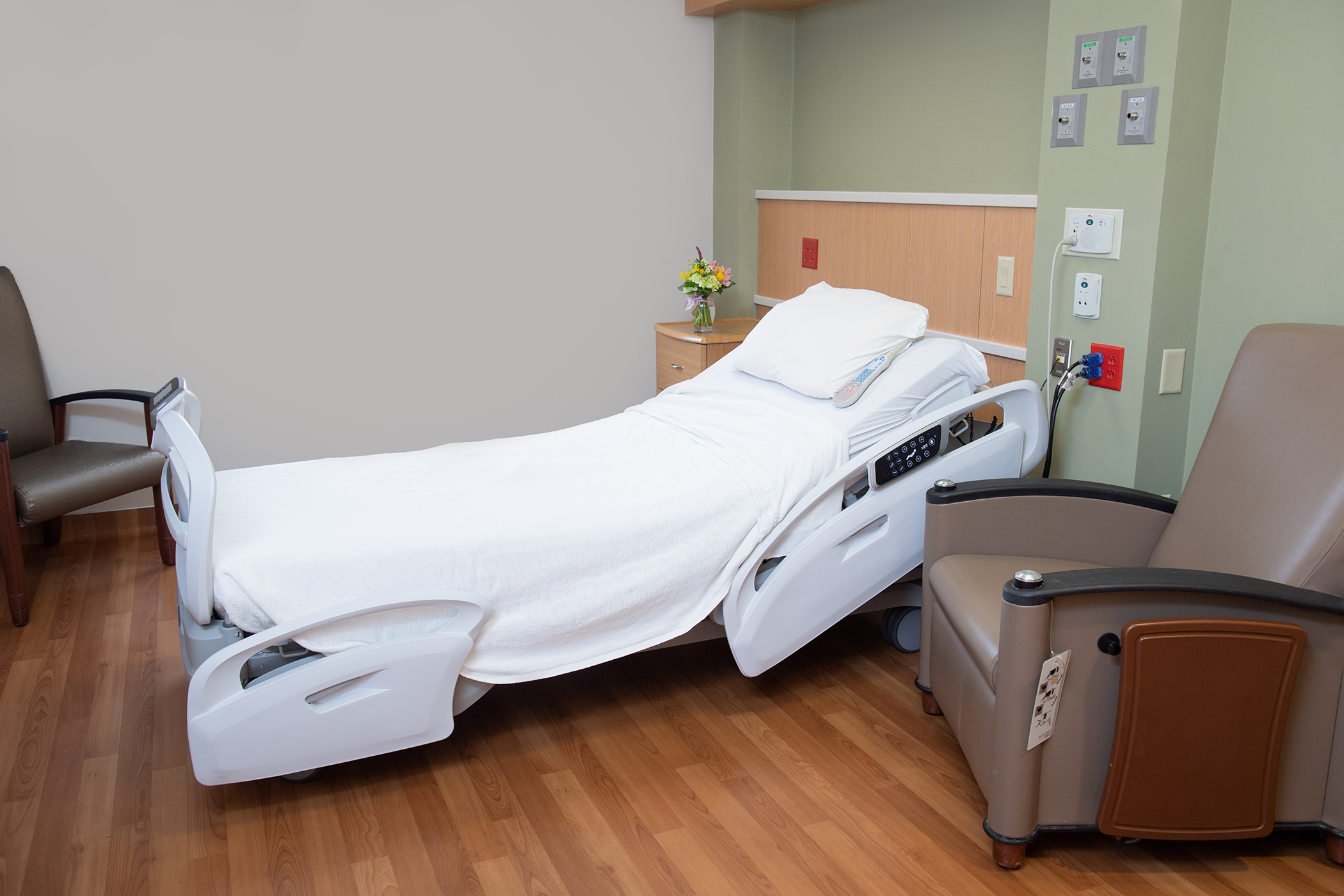 JMH Transitional Care Receives State-of-the-Art Hospital Beds After Grant - Vimarsana News