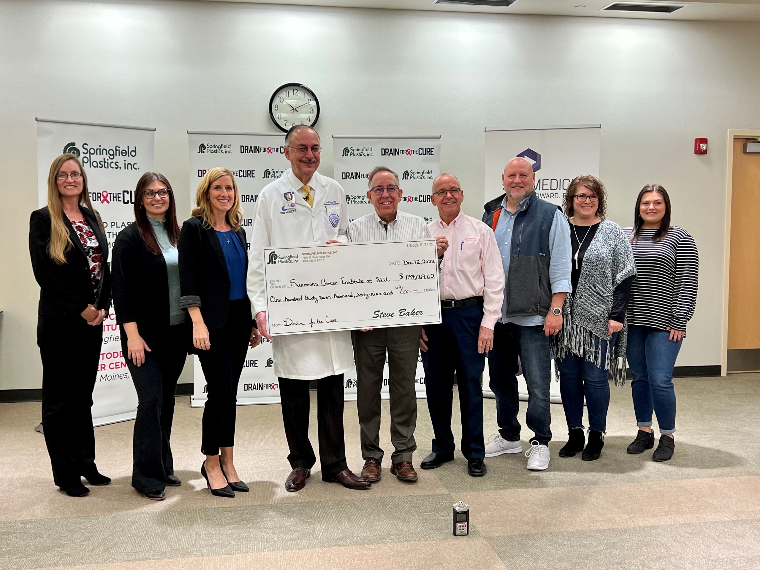 Springfield Plastics' Drain For the Cure Raises Over $137,000 for Simmons Cancer Institute – WLDS - Vimarsana News