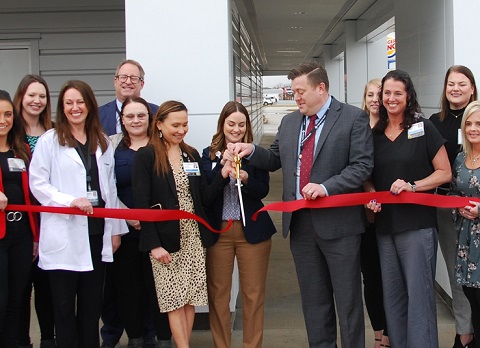 Memorial Urgent Care Hosts Ribbon Cutting Ahead of Sunday Opening - Vimarsana News