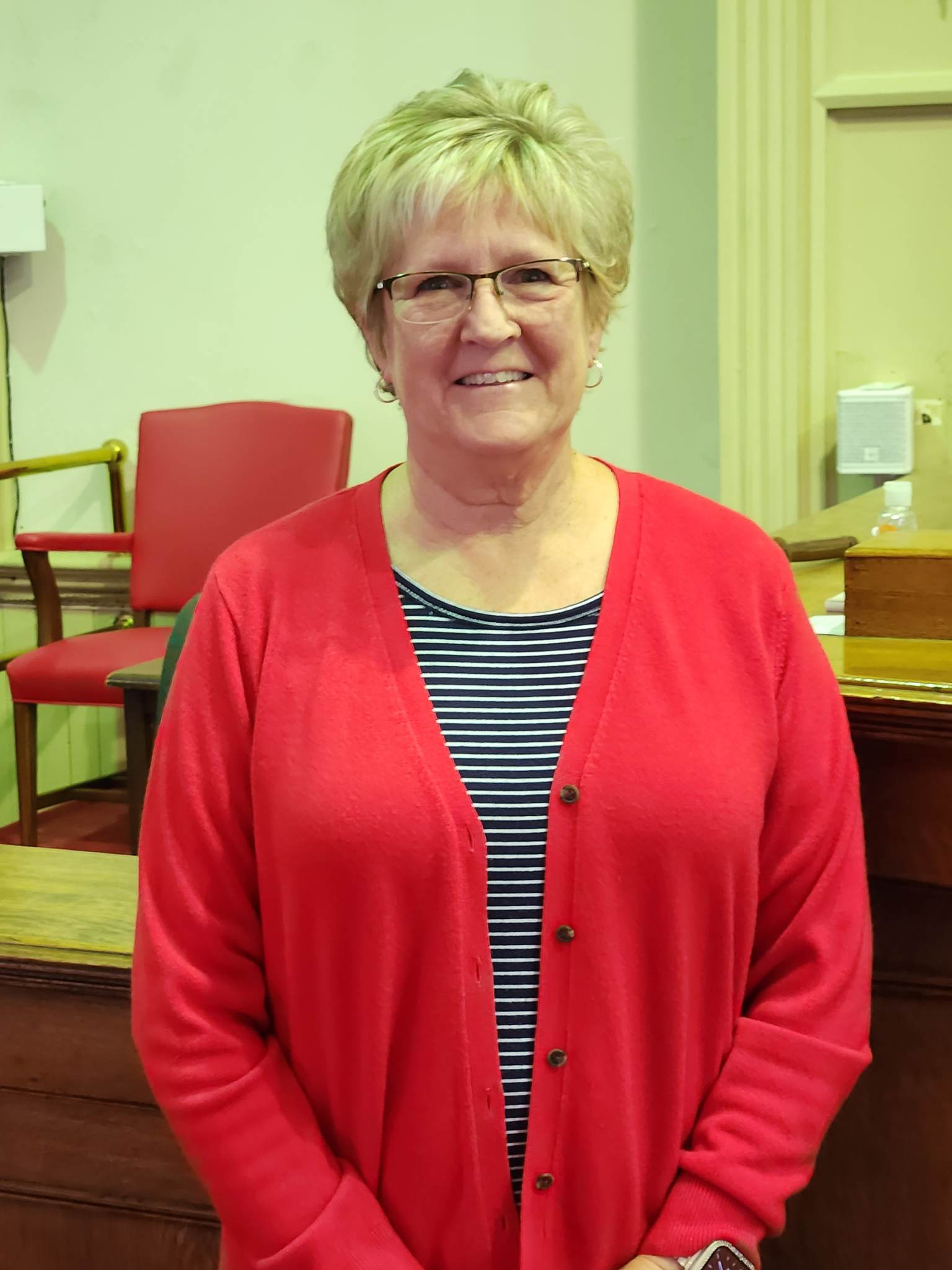 Commissioners Approve New Circuit Clerk, Say Good-Bye to Outgoing Clerk Sipes - Vimarsana News