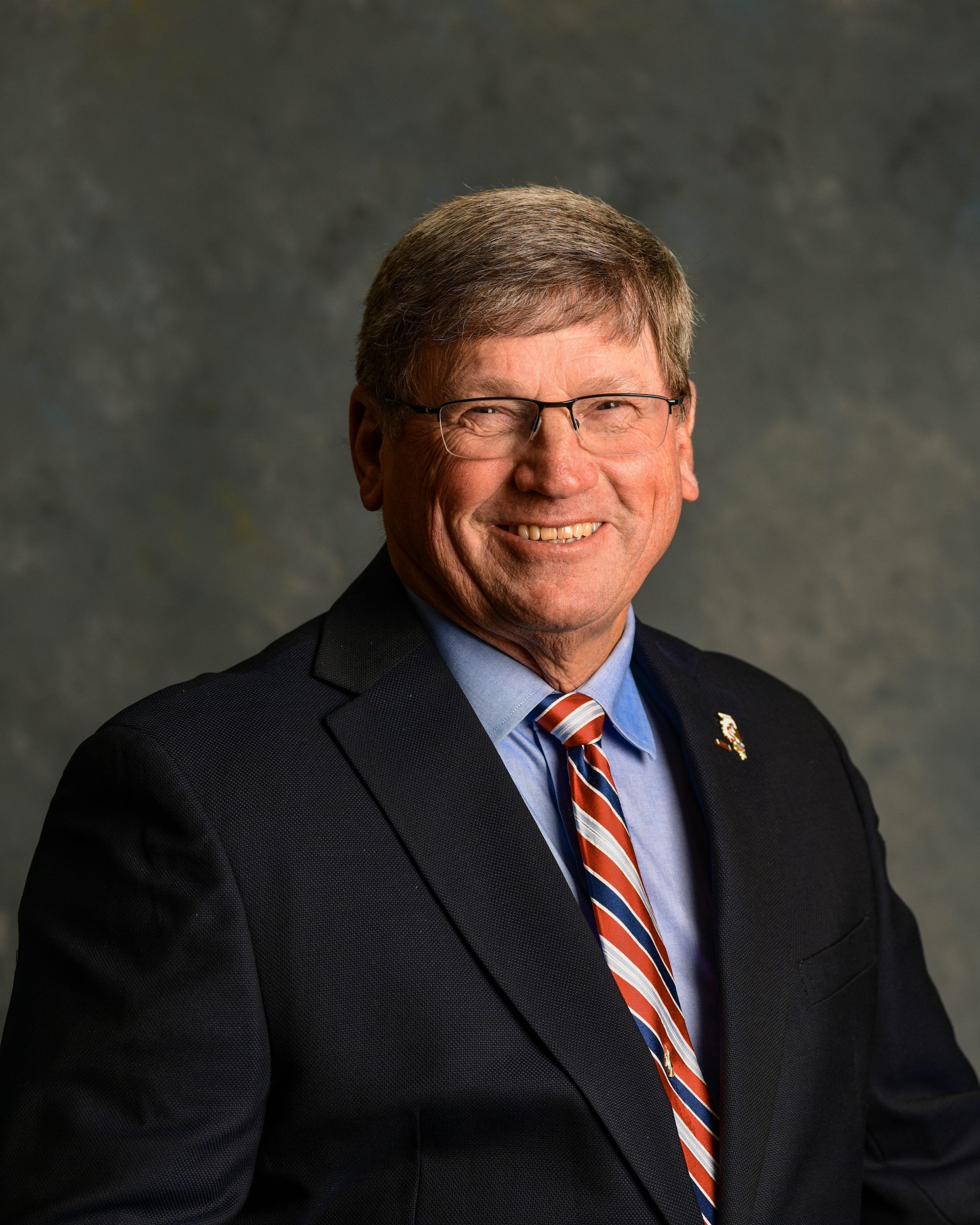 Rosenthal Bill To Raise Limit on Veteran-Owned Business Gross Sales Passes IL House - Vimarsana News