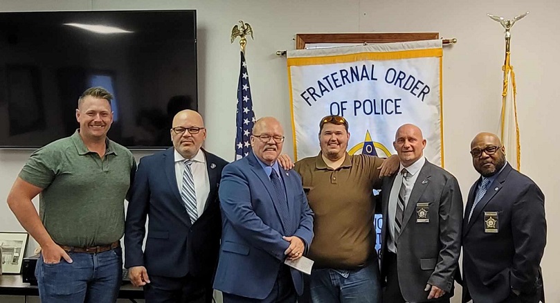 Western IL Correctional Center Officers Honored for Saving Life of Fellow Officer - Vimarsana News