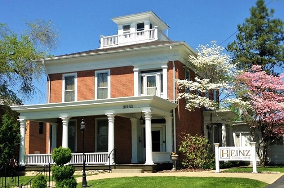 Carlinville Funeral Home Accused of Providing Wrong Cremation Remains to Multiple Clients, Decomposing Remains Found on Site - Vimarsana News