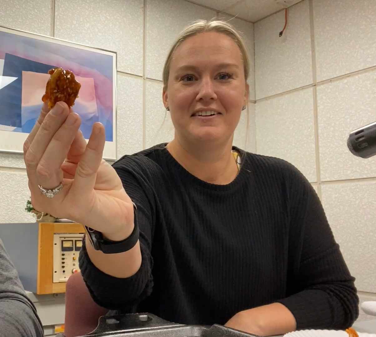 Fourth Annual Hot Wing Challenge For Charity This Saturday at K's Creek – WLDS - Vimarsana News