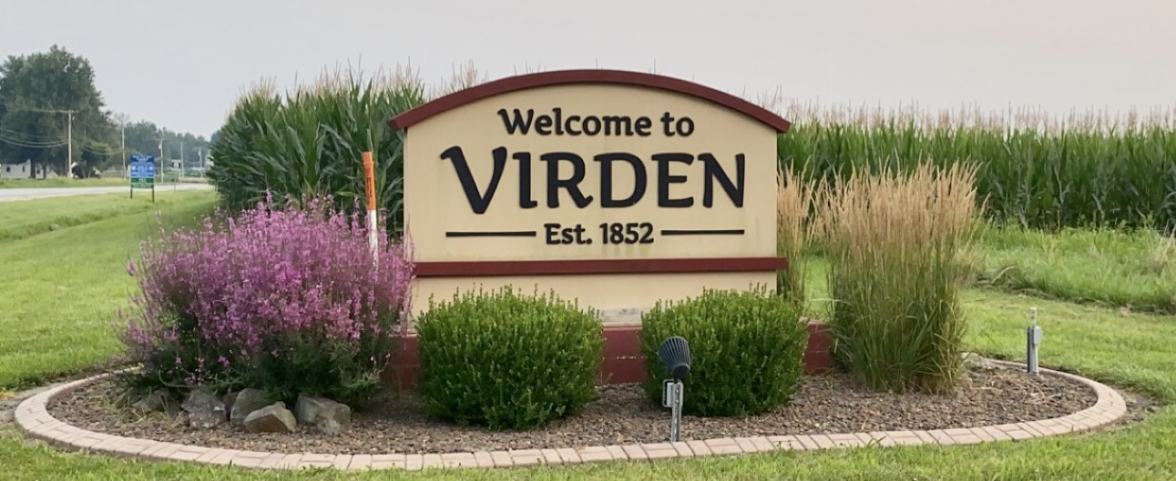 Historic Lincoln Oak Falls in Virden - Vimarsana News